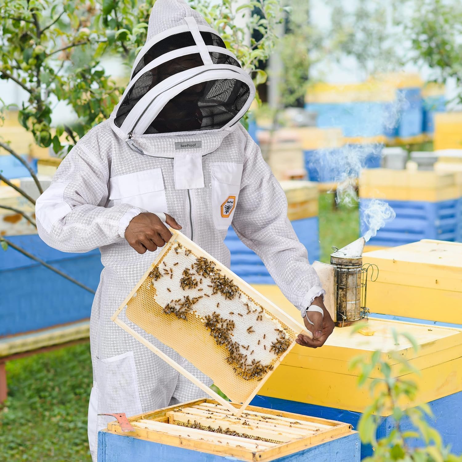 BP-311 Ventilated 3-Layer Beekeeping Suit with Fencing and Round Veil & Gloves | BeeProof